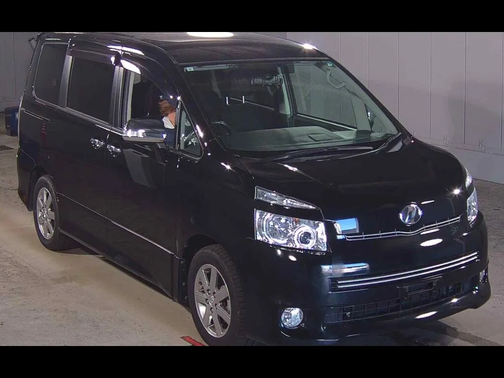 TOYOTA VOXY ZS KIRAMEKI Ⅱ