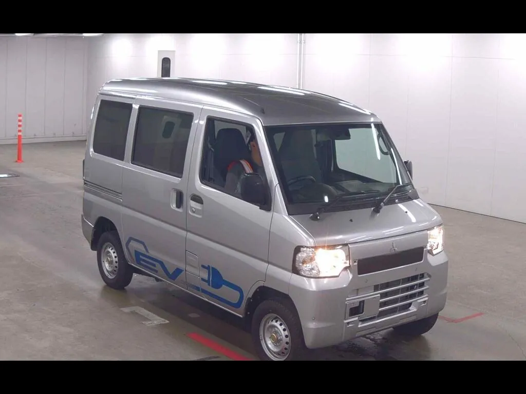 MITSUBISHI MINICAB EV CD 20.0KWH 4SEATER