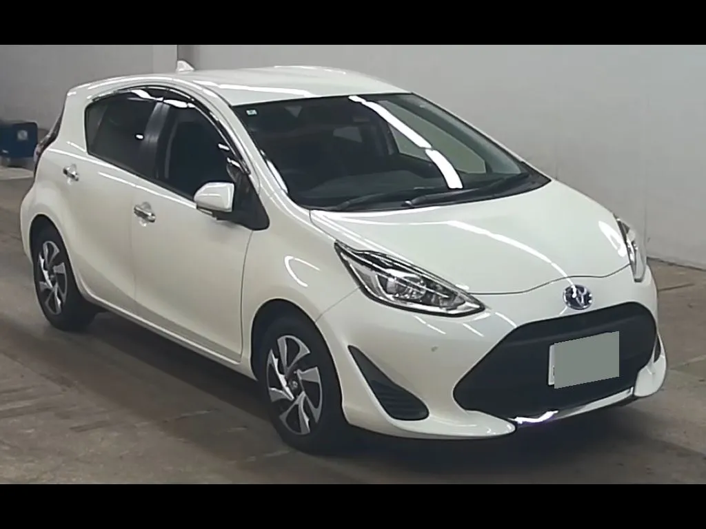 TOYOTA AQUA S STYLE BLACK