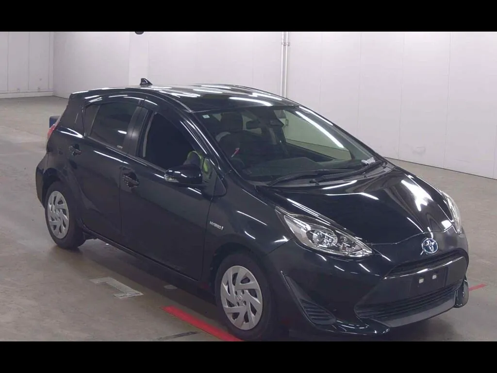 TOYOTA AQUA S SMART ENTRY PACKAGE