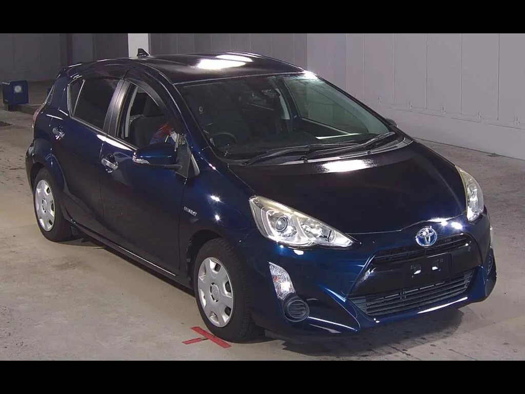 TOYOTA AQUA S STYLE BLACK
