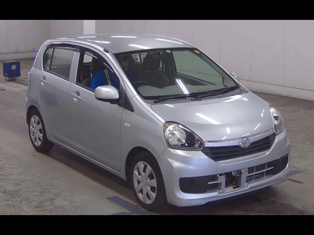 TOYOTA PIXIS EPOCH L