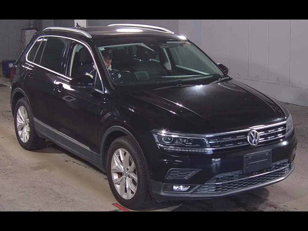 VOLKSWAGEN TIGUAN 4WD TDI 4MOTION HIGH LINE