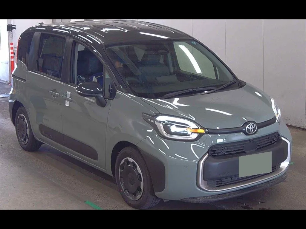 TOYOTA SIENTA HYBRID Z