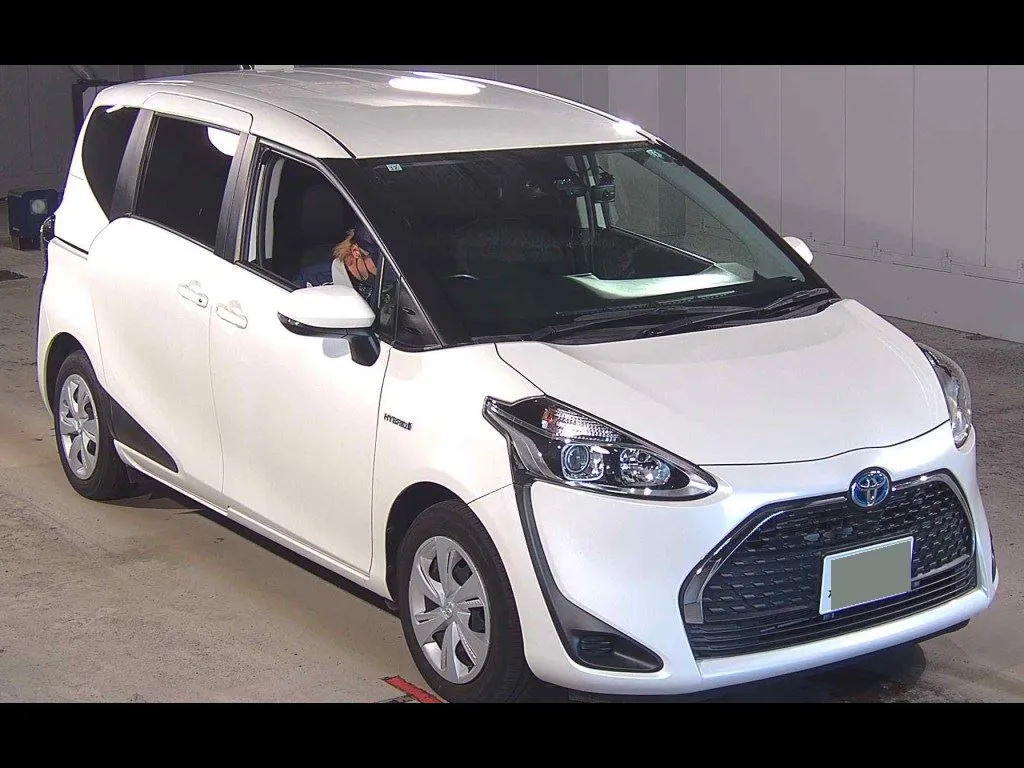 TOYOTA SIENTA HYBRID G