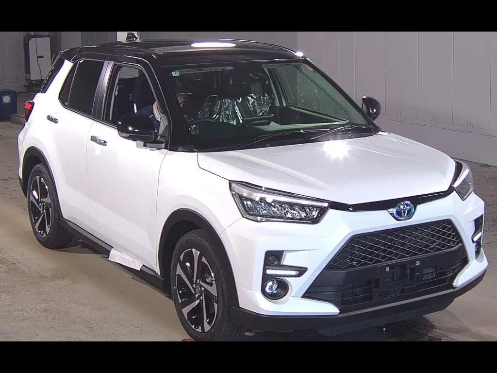 TOYOTA RAIZE HYBRID Z