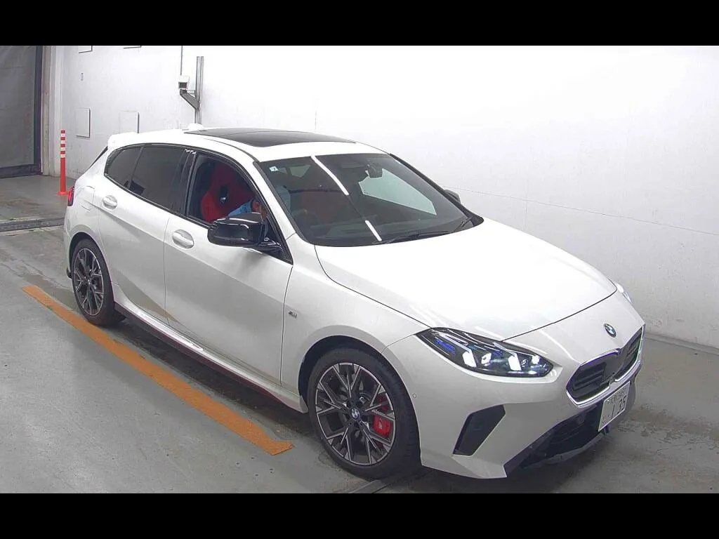 BMW 1 SERIES 5D 4WD M135 XDRIVE