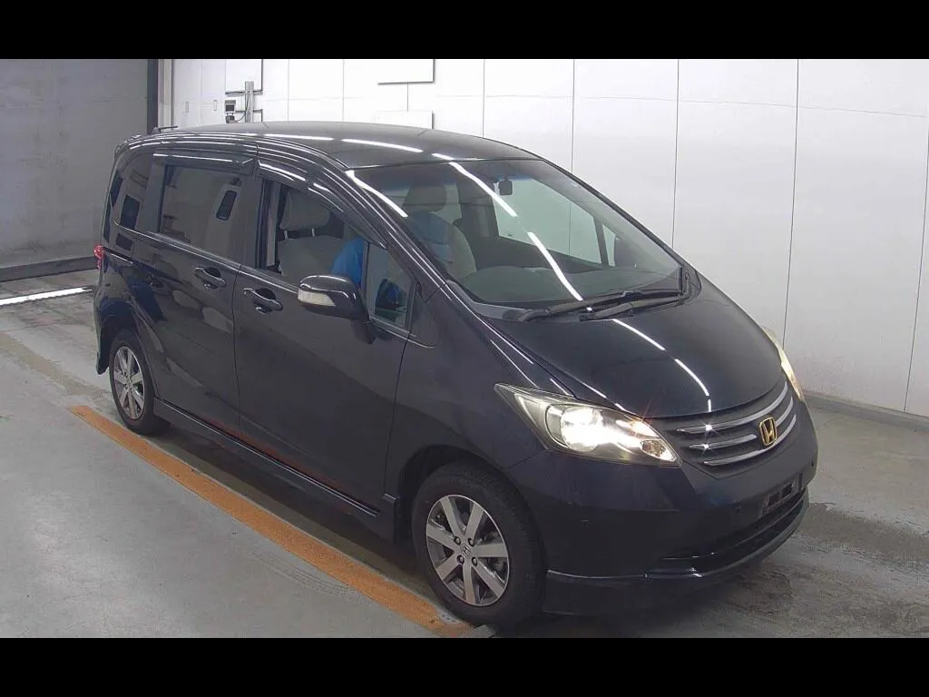 HONDA FREED 4WD G AERO