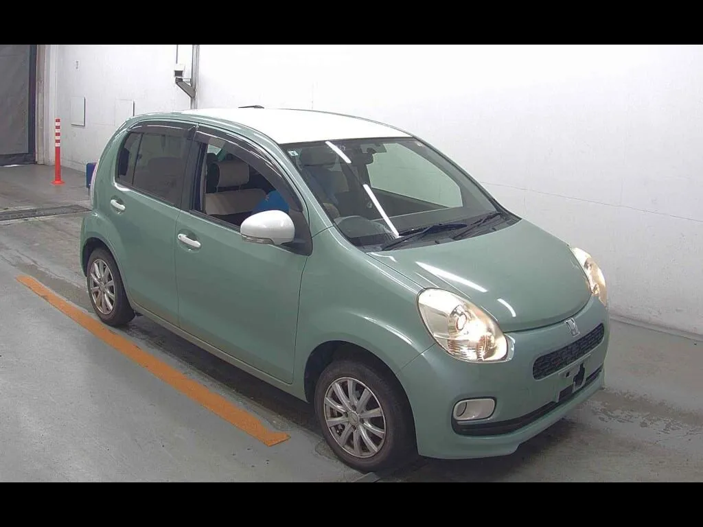 TOYOTA PASSO +HANA