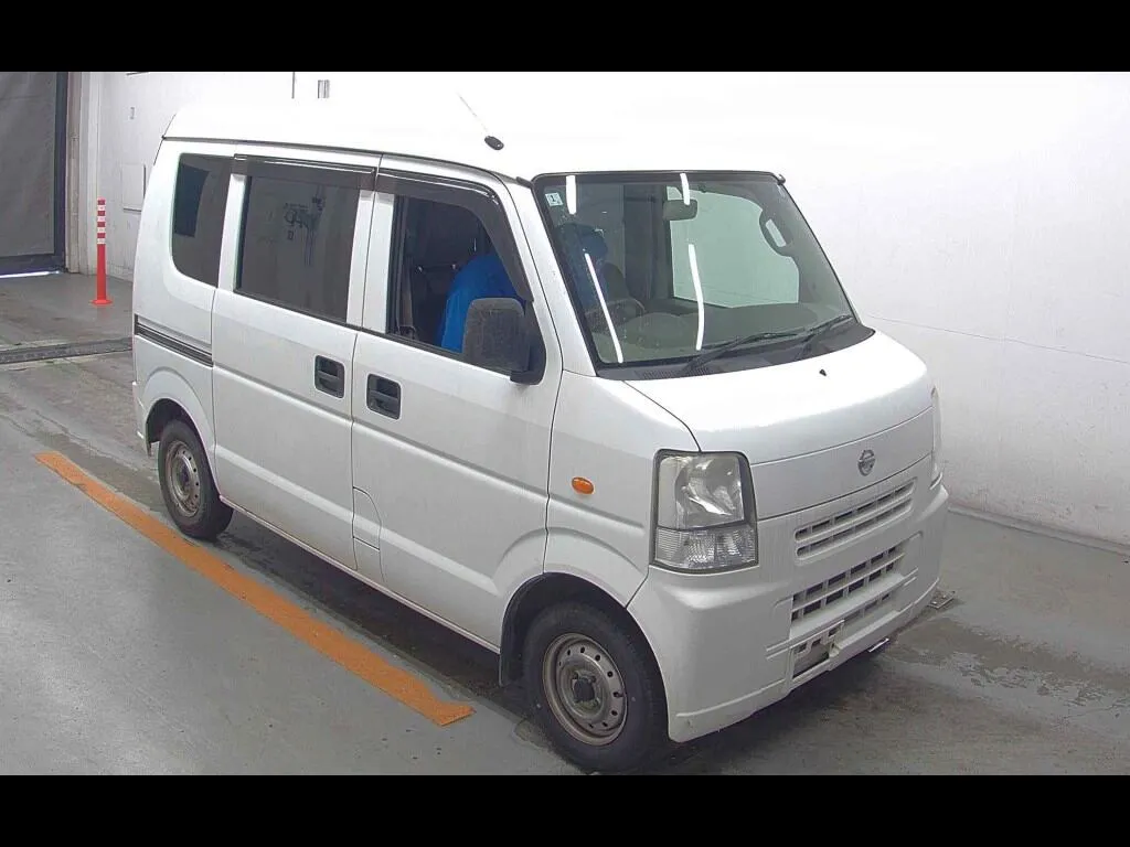 NISSAN NV100CLIPPER VAN DX