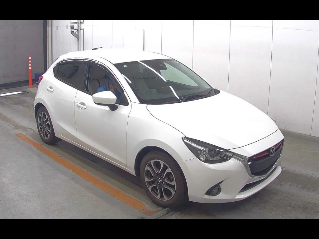 MAZDA DEMIO 5D XD TOURING L PACKAGE