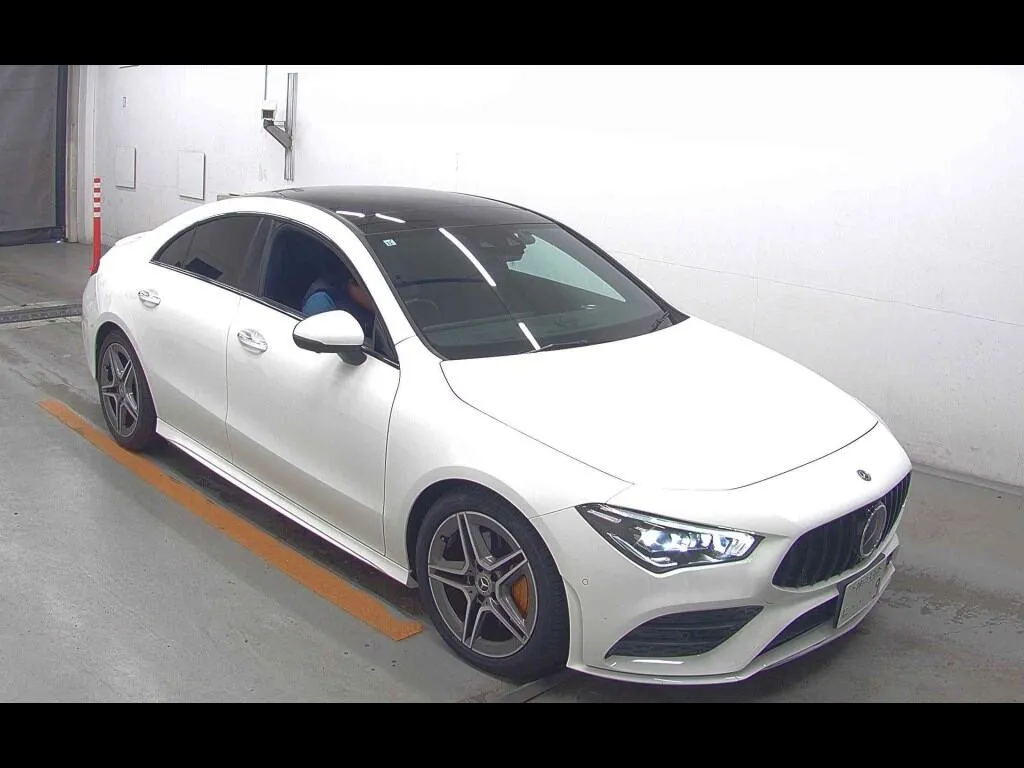 MERCEDES BENZ CLA-CLASS CLA200D AMG LINE