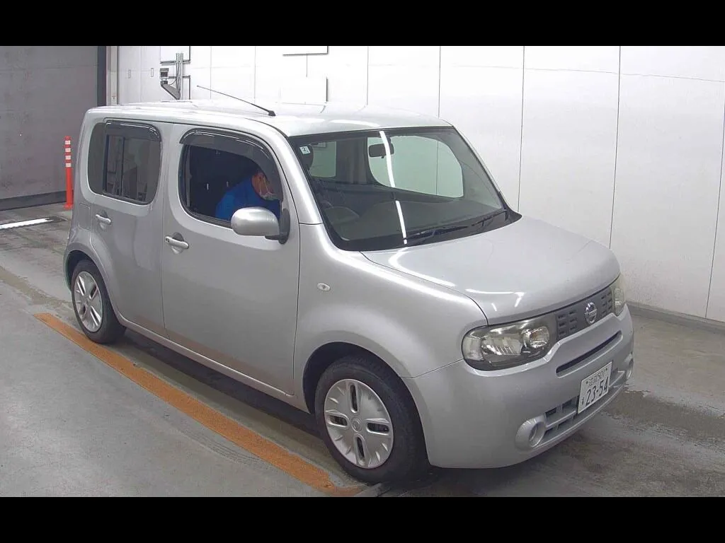NISSAN CUBE 15X V SELECTION