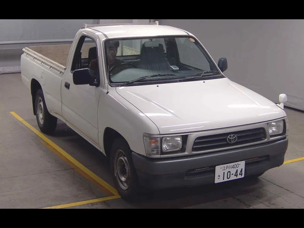 TOYOTA HILUX 2D