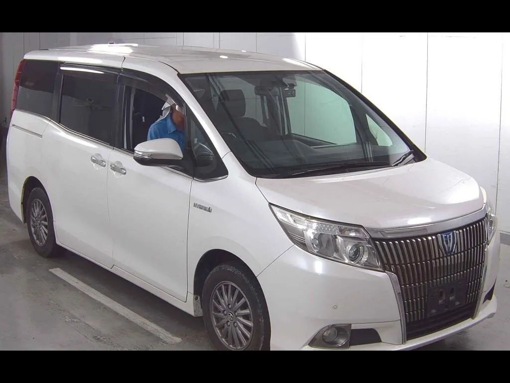 TOYOTA ESQUIRE HYBRID GI