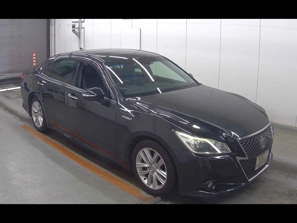 TOYOTA CROWN HYBRID ATHLETE G ADVANCED PACKAGE