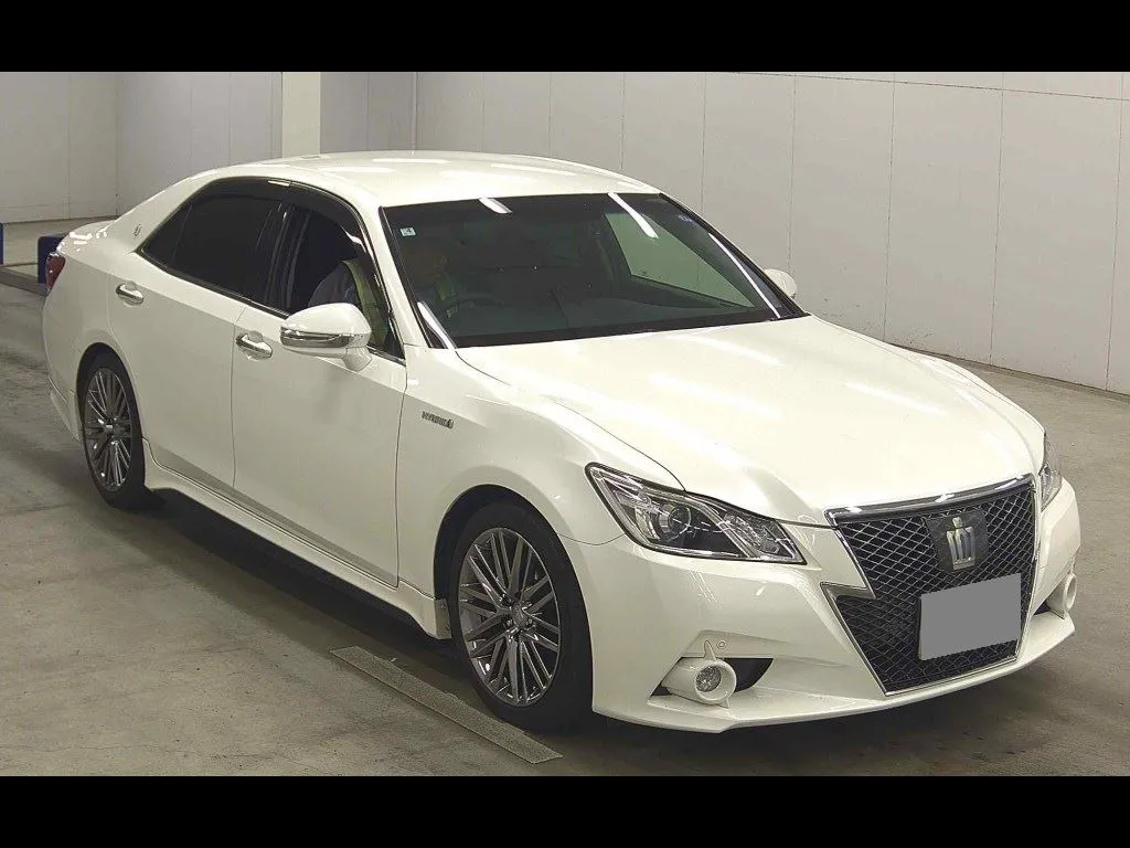 TOYOTA CROWN HYBRID ATHLETE S