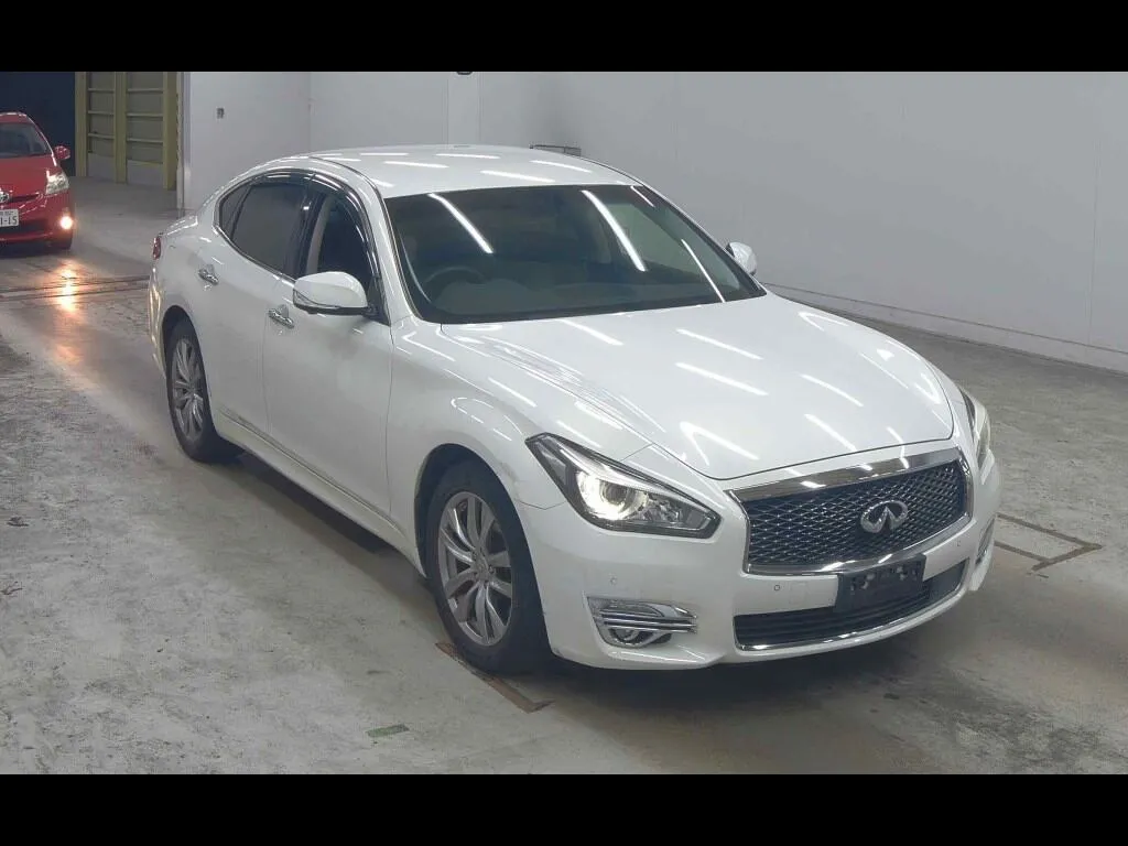 NISSAN FUGA 370GT