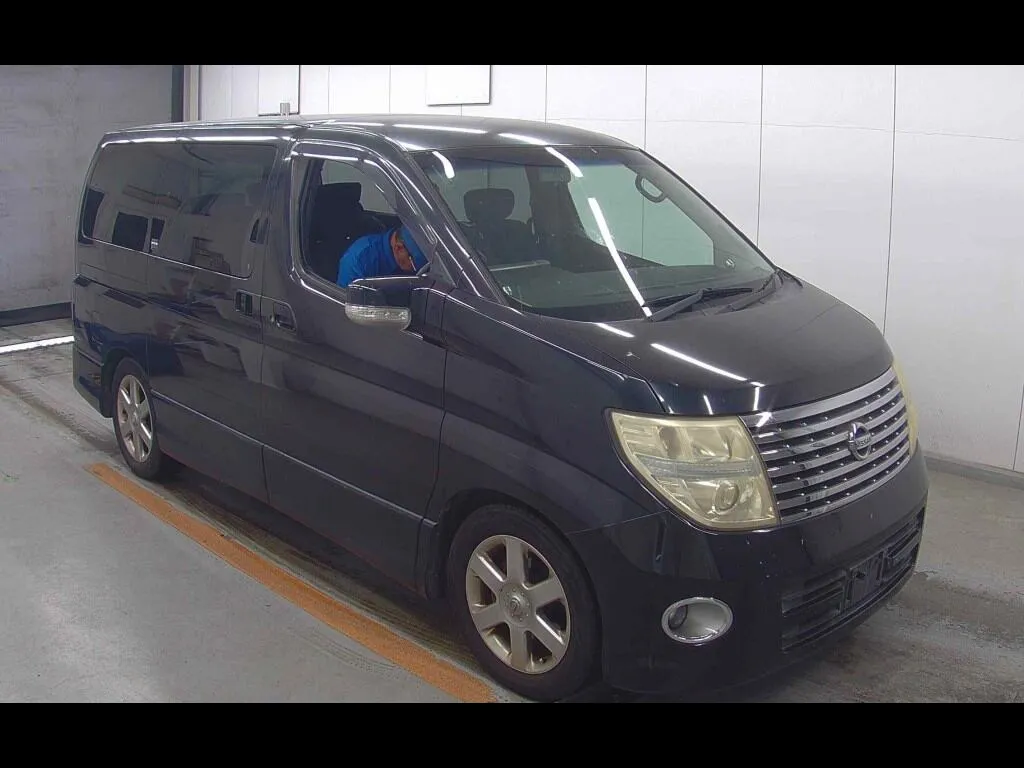 NISSAN ELGRAND 5D HIGHWAY STAR