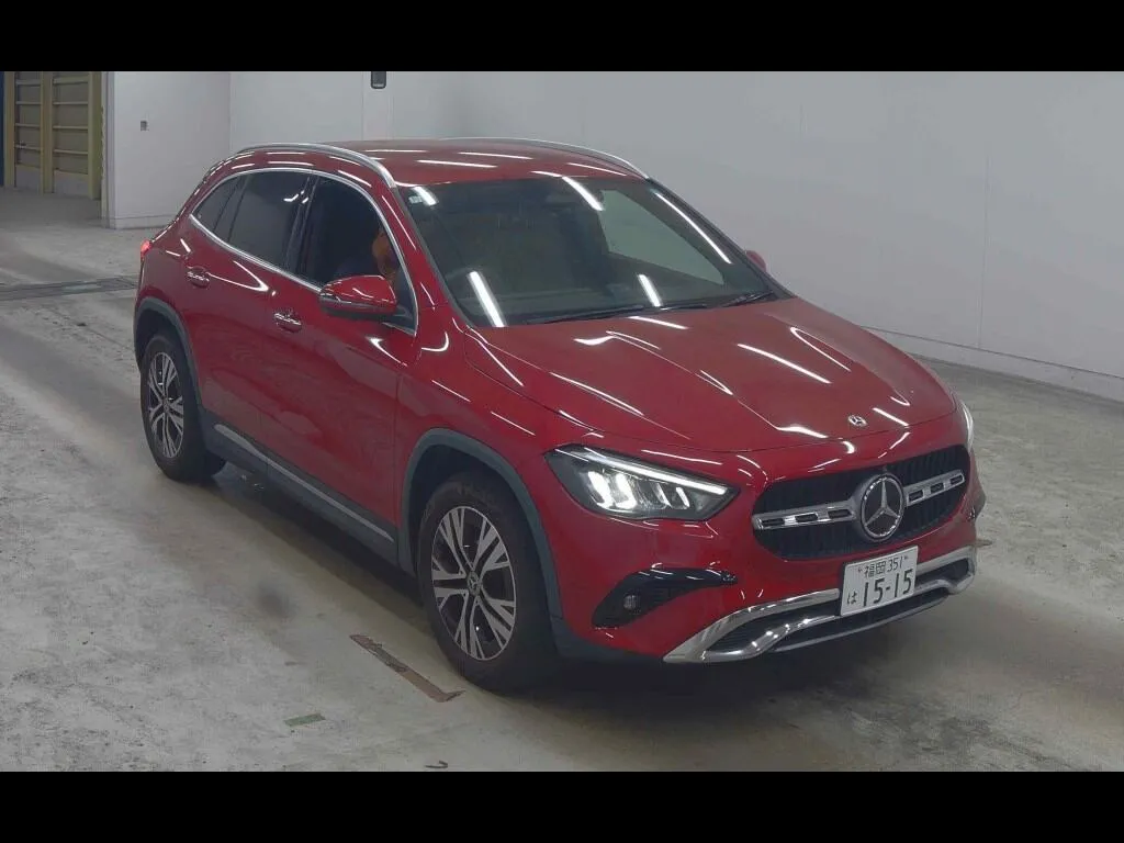 MERCEDES BENZ GLA-CLASS 4WD GLA200D 4MATIC