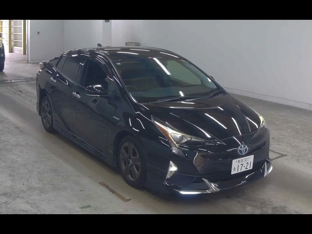 TOYOTA PRIUS 5D S TOURING SELECTION