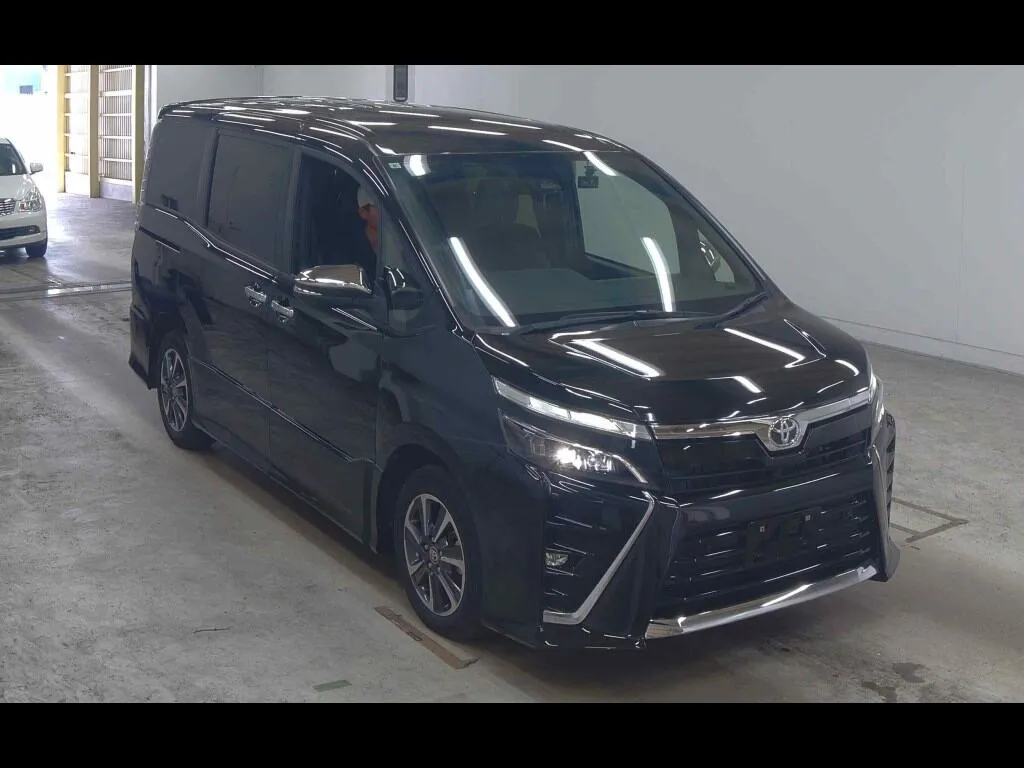 TOYOTA VOXY ZS KIRAMEKI Ⅲ
