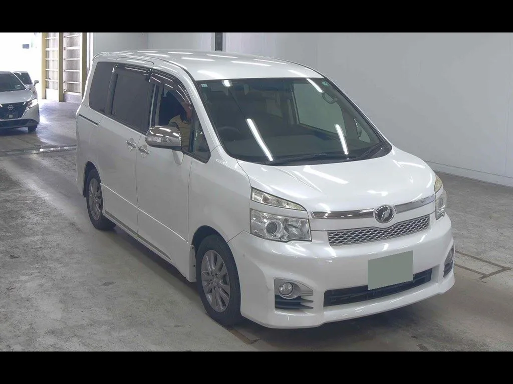 TOYOTA VOXY ZS KIRAMEKI Ⅱ