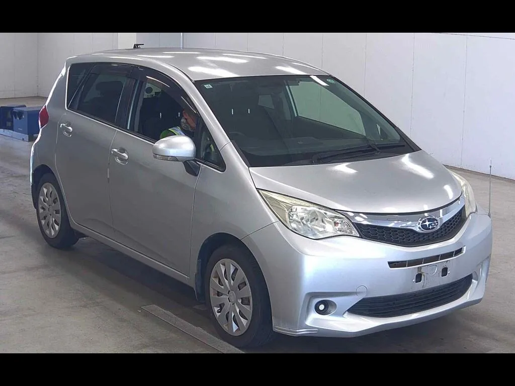 SUBARU TREZIA 1.3I