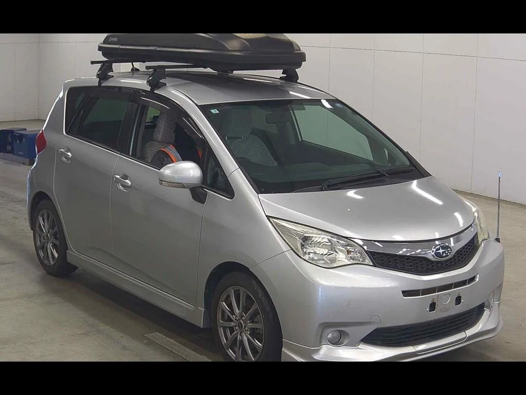 SUBARU TREZIA 1.5I-S
