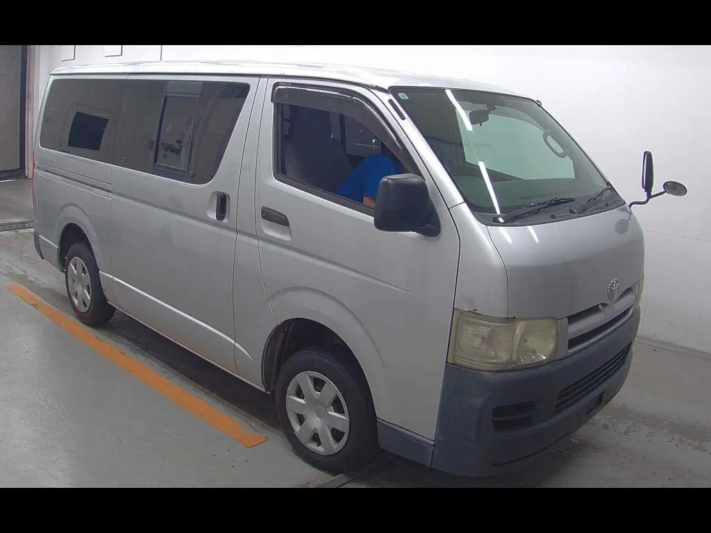 TOYOTA HIACE VAN 5D DX