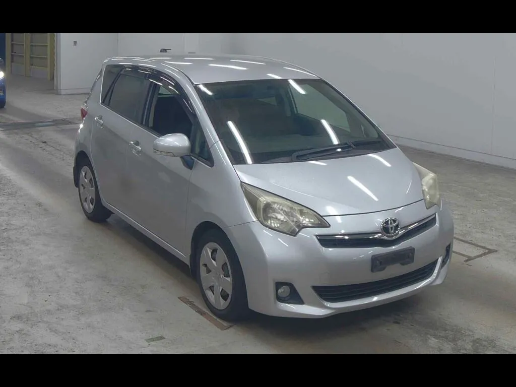 TOYOTA RACTIS G
