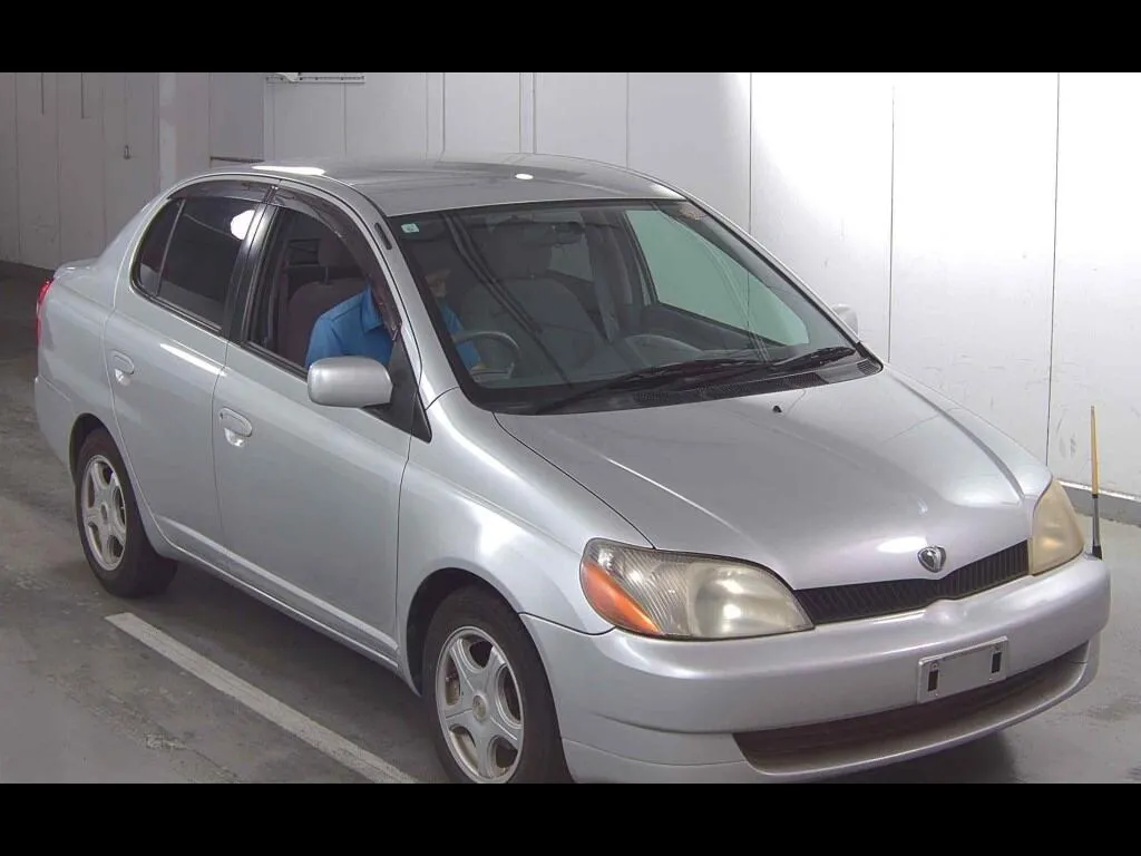 TOYOTA PLATZ 1.5X