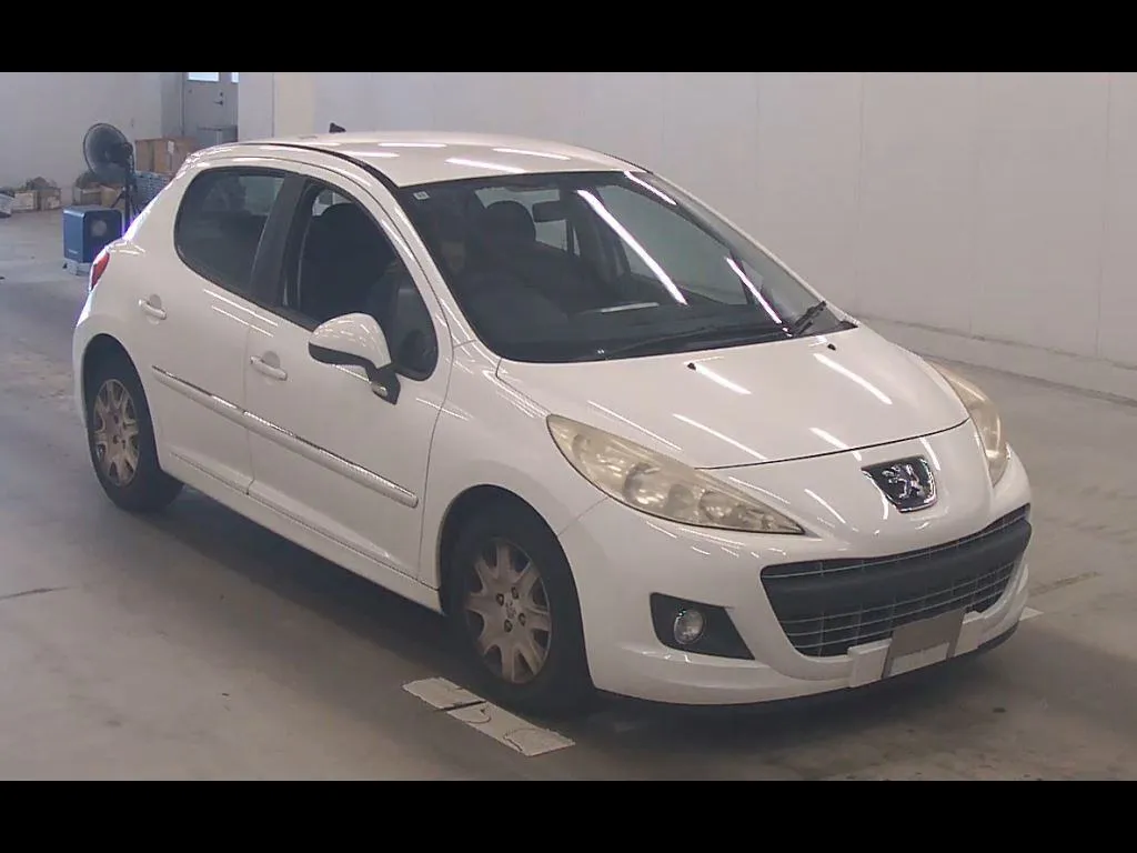 PEUGEOT 207 5D