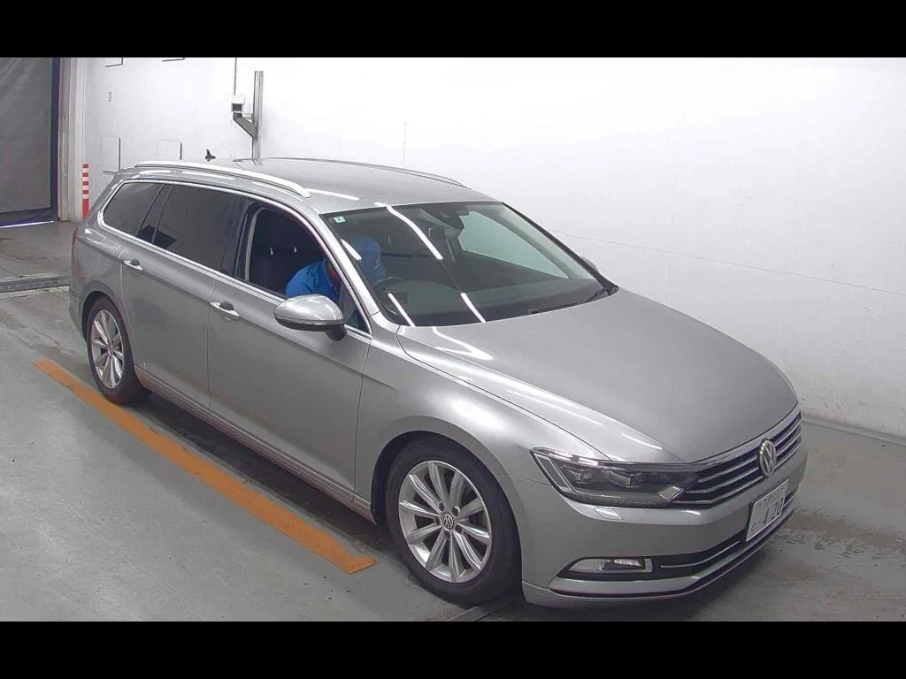 VOLKSWAGEN PASSAT VARIANT TSI COMFORT LINE