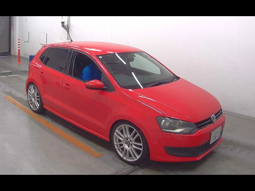 VOLKSWAGEN POLO 5D TSI COMFORT LINE