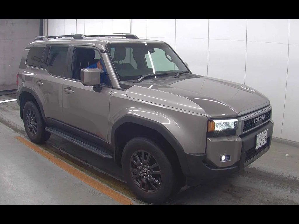 TOYOTA LAND CRUISER 250 4WD VX