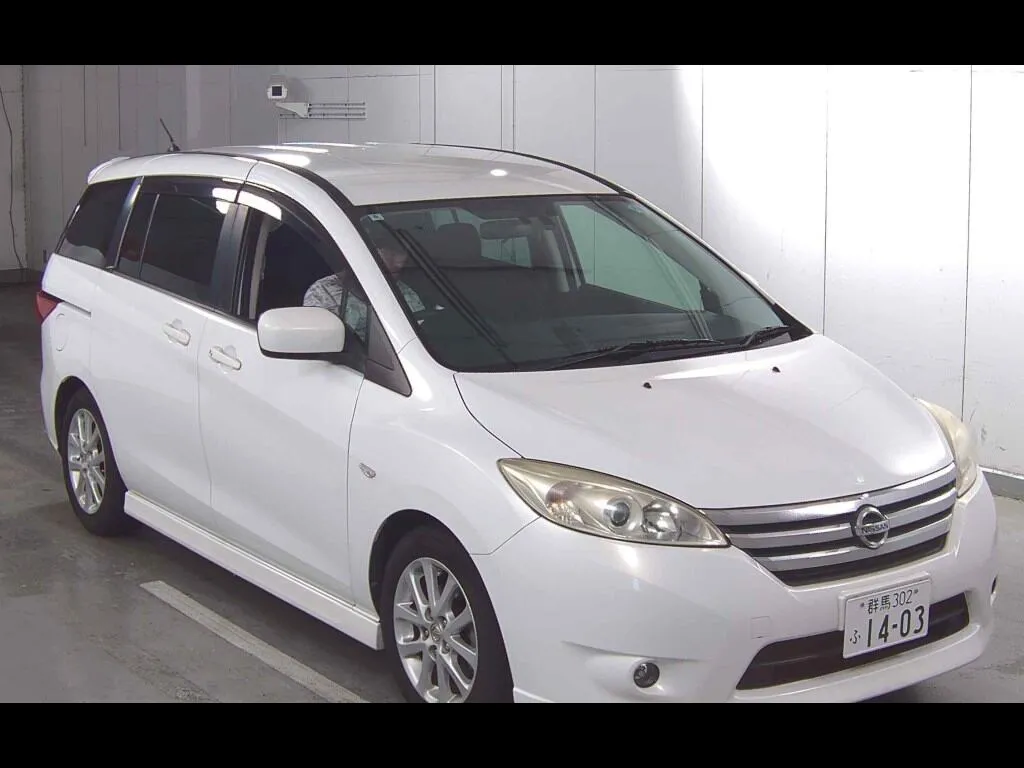 NISSAN LAFESTA HIGHWAY STAR G