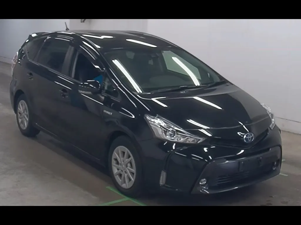 TOYOTA PRIUS ALPHA G
