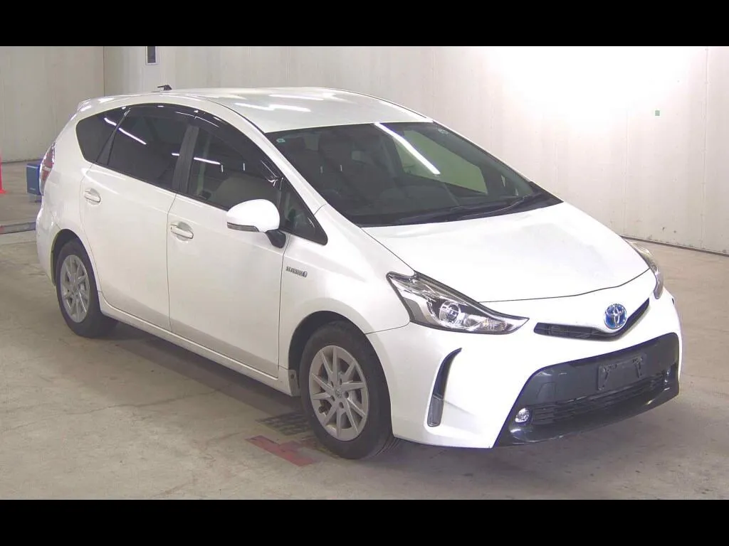 TOYOTA PRIUS ALPHA G