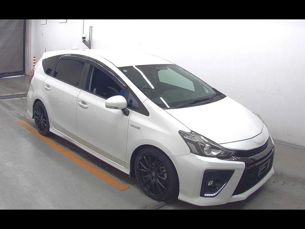 TOYOTA PRIUS ALPHA S TOURING SELECTION･GS