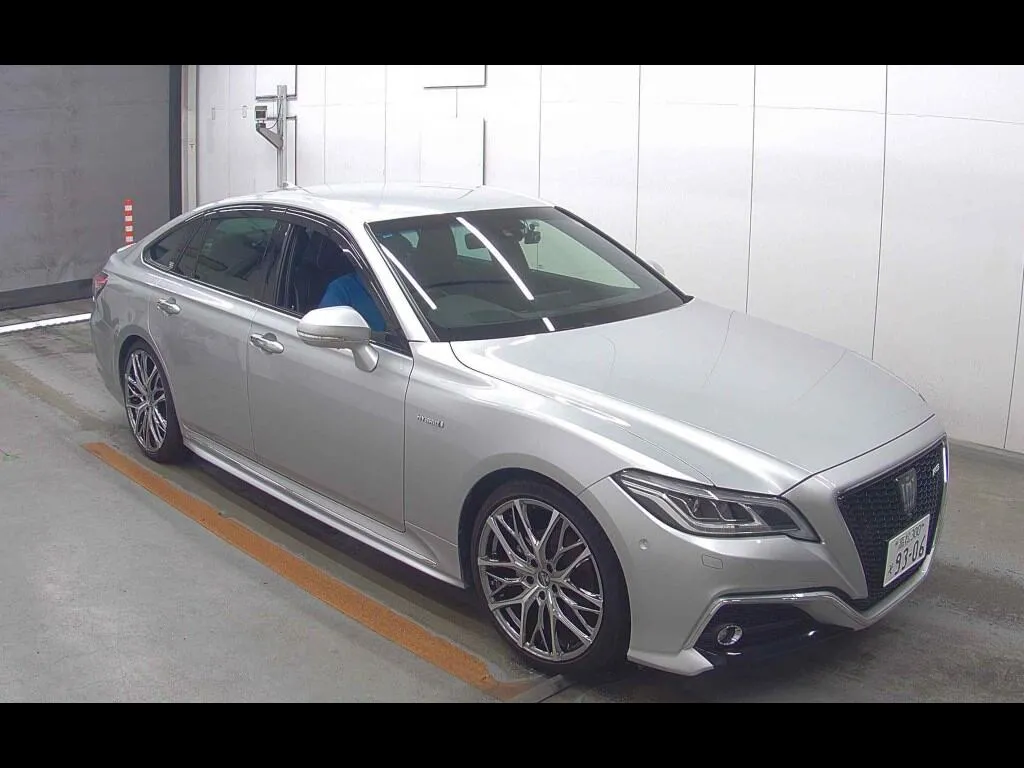 TOYOTA CROWN HYBRID RS ADVANCE