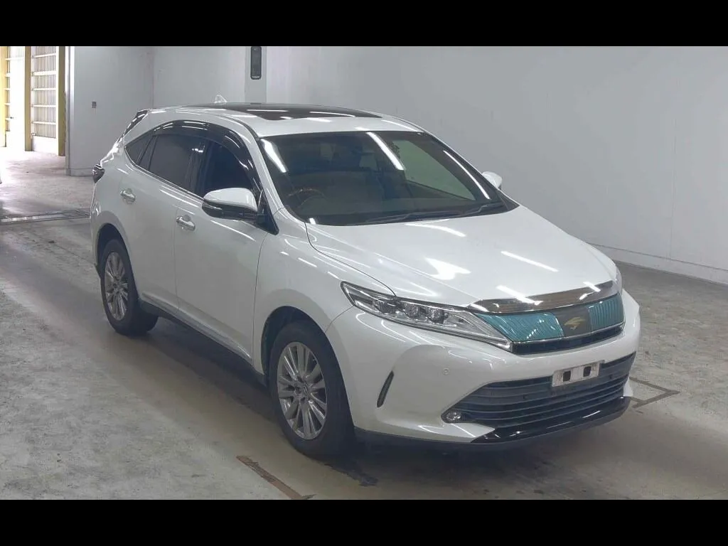 TOYOTA HARRIER PREMIUM