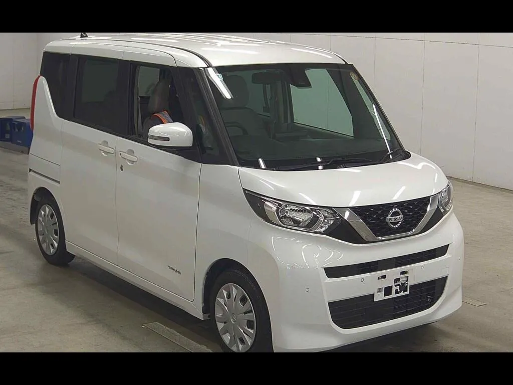 NISSAN ROOX X