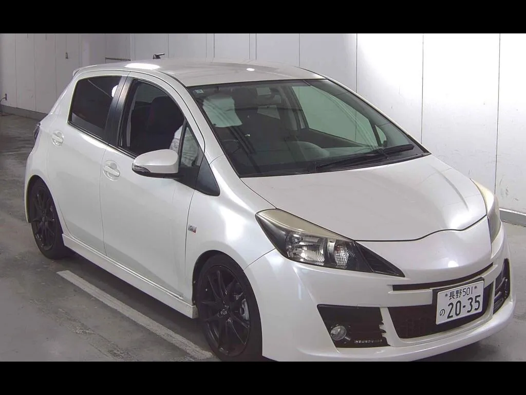 TOYOTA VITZ 5D RS GS SMART PACKAGE