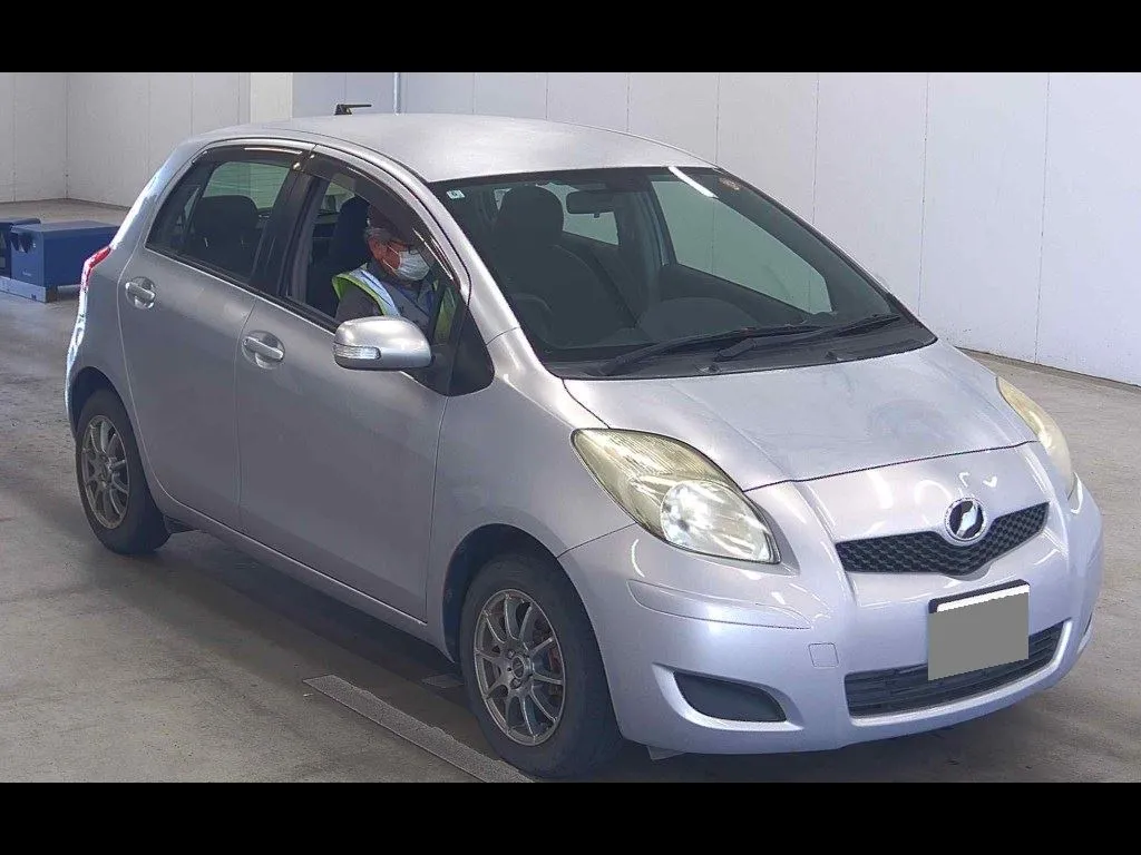 TOYOTA VITZ 5D B S EDITION