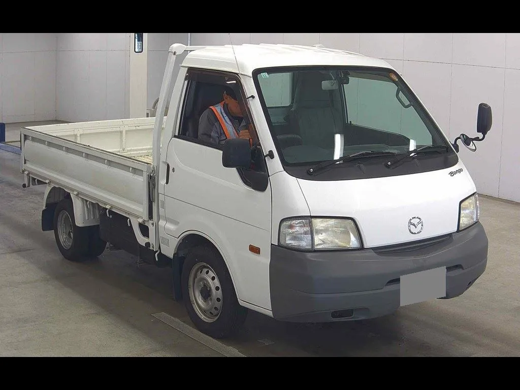 MAZDA BONGO TRUCK DX