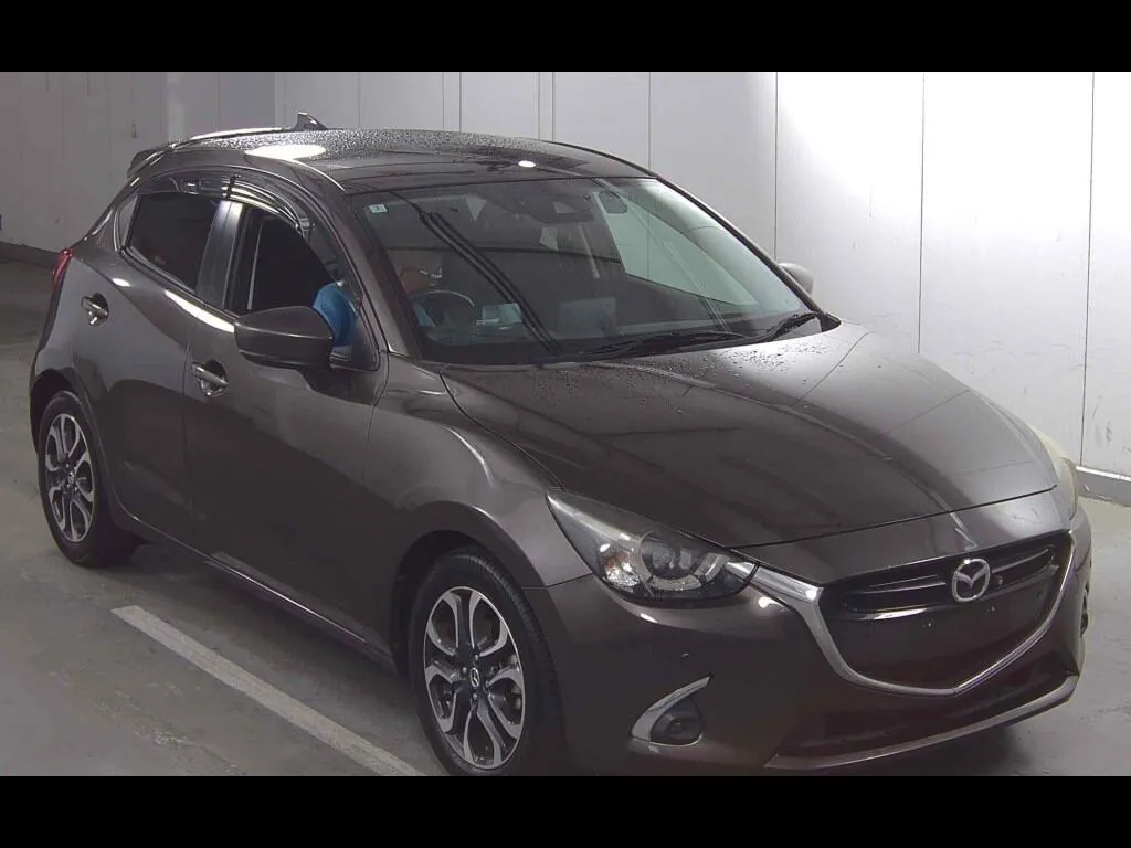 MAZDA DEMIO 5D XD TOURING
