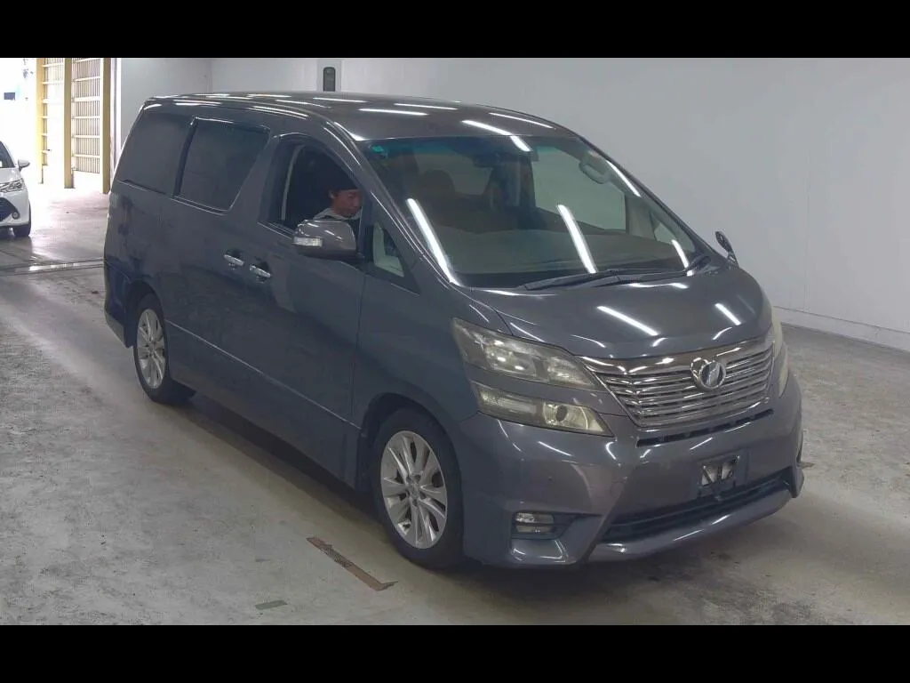 TOYOTA VELLFIRE 4WD 2.4Z PLATINUM SELECTION