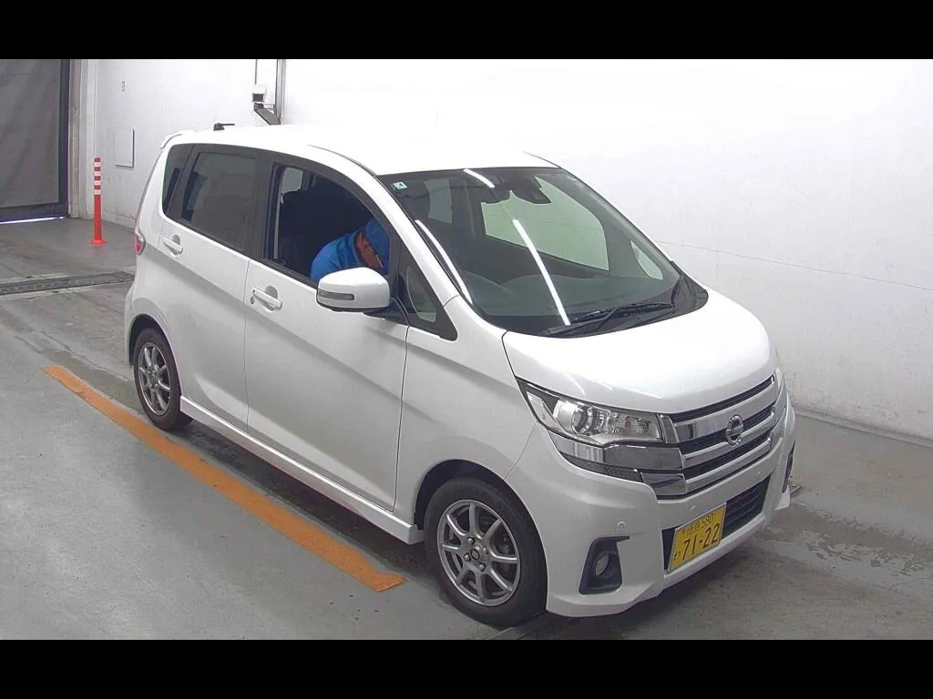 NISSAN DAYZ HIGHWAY STAR X