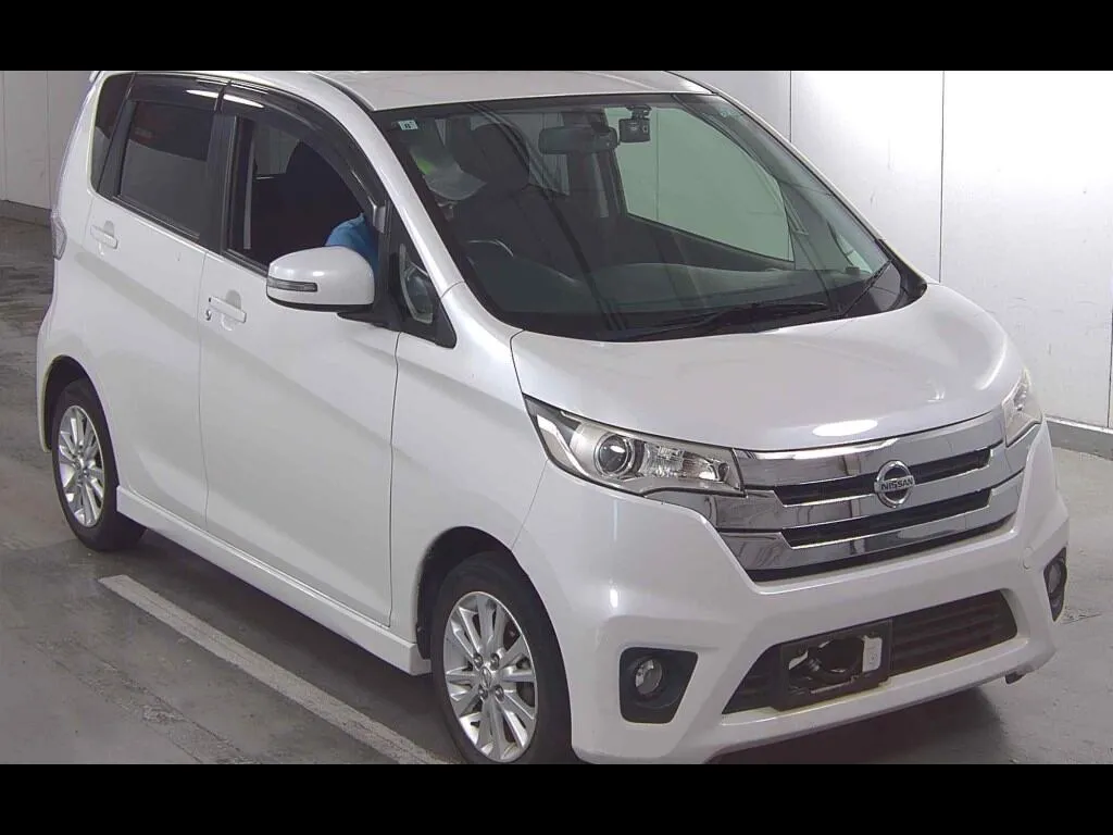 NISSAN DAYZ HIGHWAY STAR X